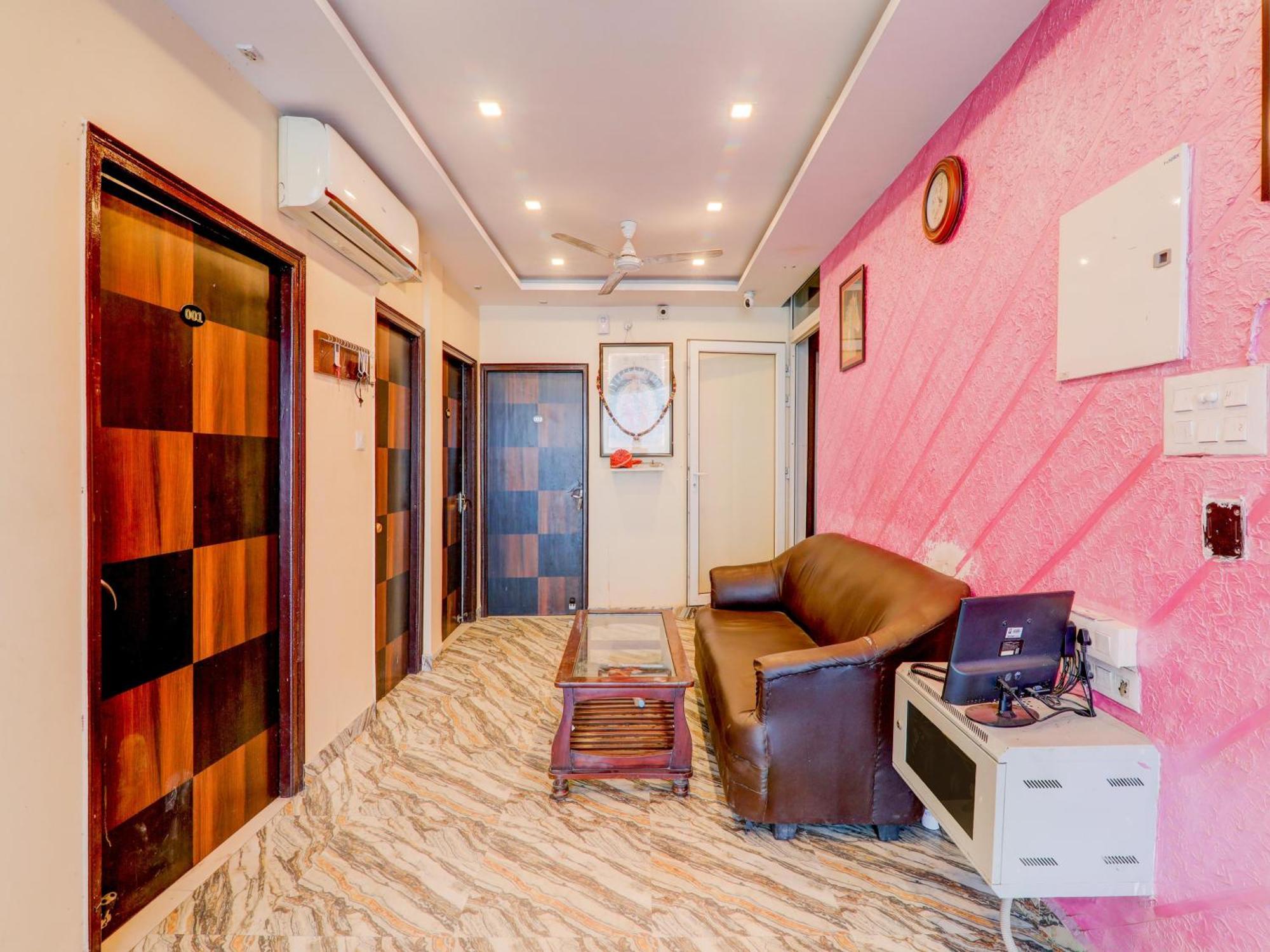 Super Collection O Kiara Guest House Lucknow Luaran gambar