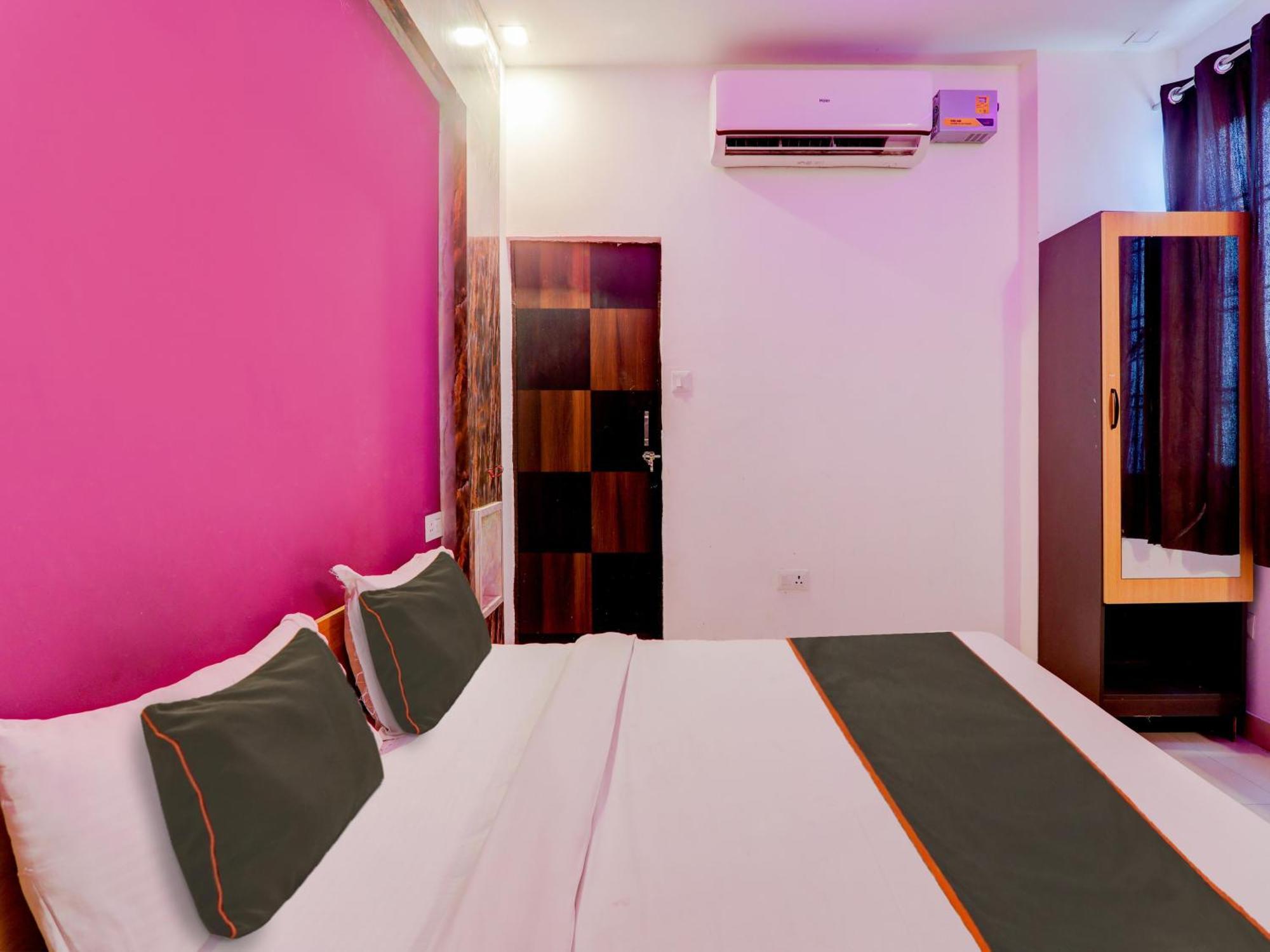Super Collection O Kiara Guest House Lucknow Luaran gambar