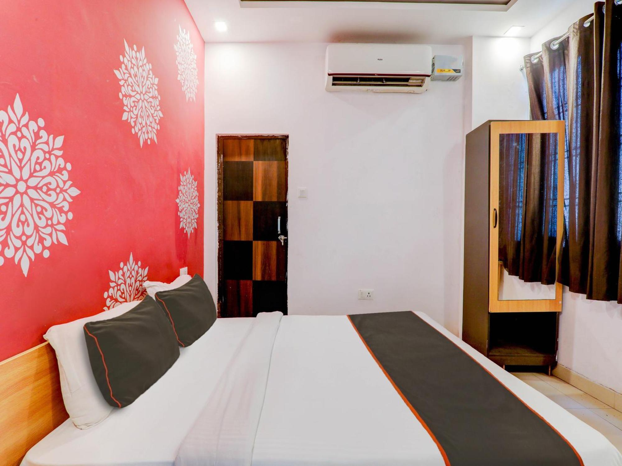 Super Collection O Kiara Guest House Lucknow Luaran gambar